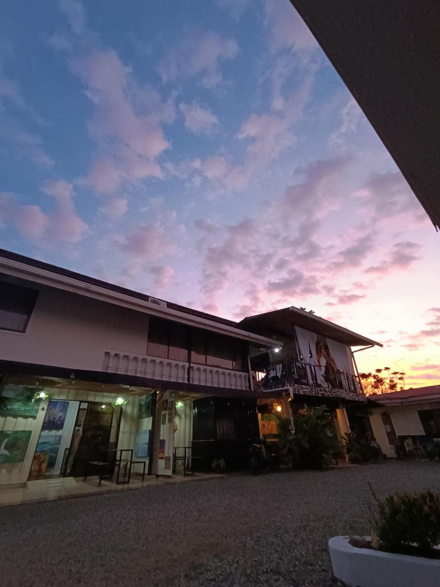 Hospedaje La Galerie Ciudad Cortes Экстерьер фото